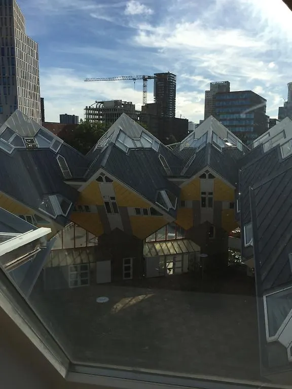 Cube House Rotterdam Ξενοδοχείο